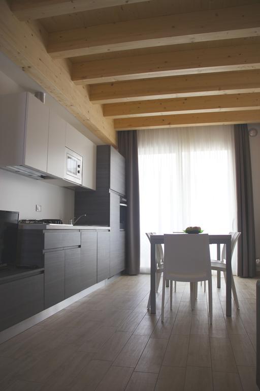 Residence La Perla Caorle Værelse billede